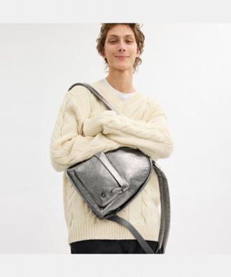 残りわずか【コーチ】ホール バックパック 22 シルバー リュック ホール バックパック 22 | COACH/コーチ | 三越伊勢丹